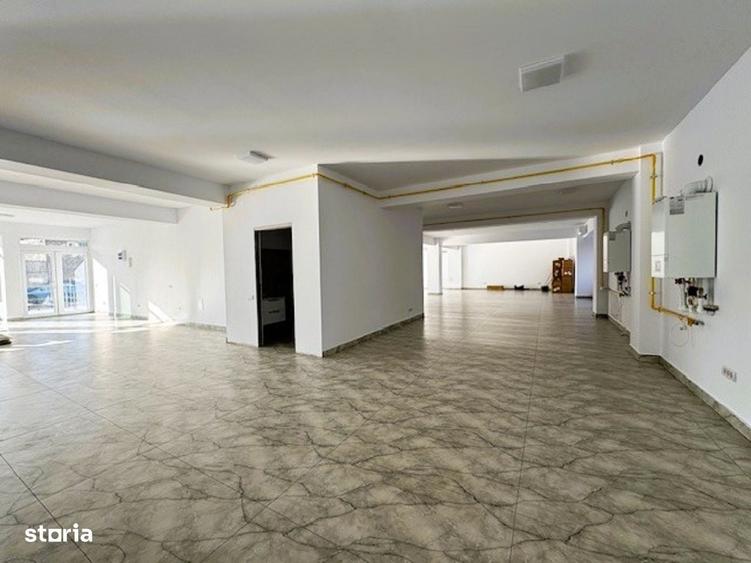 Spațiu comercial, de 180 mp, în Central