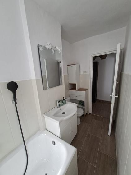 Apartament cu 2 camere semidecomandat în Rogerius