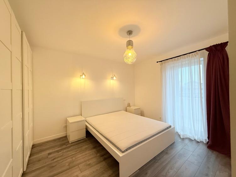 Apartament cu 3 camere decomandat, mobilat în Străulești