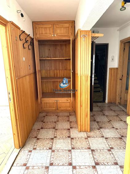 Apartament cu 3 camere decomandat în Calea Romanului
