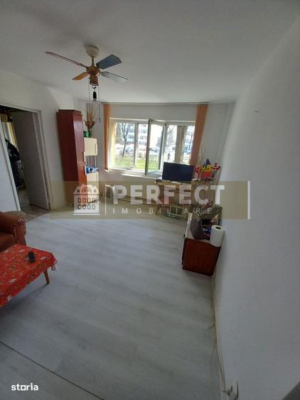 Apartament cu 2 camere nedecomandat în Vest