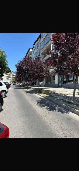 Spațiu comercial, de 80 mp, în Ultracentral