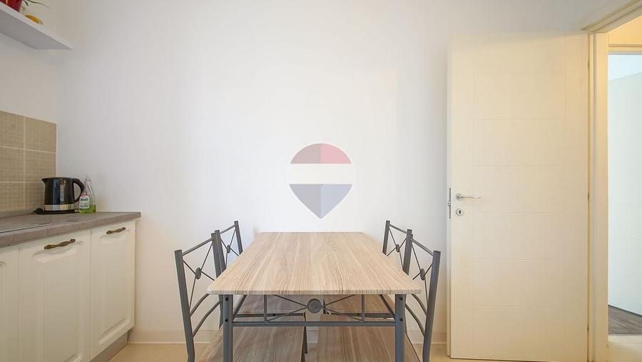 Apartament cu 2 camere decomandat, mobilat în Bartolomeu