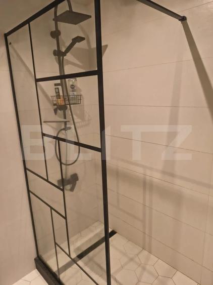 Apartament semidecomandat cu 2 camere, parcare subterana, zona BMW - 2