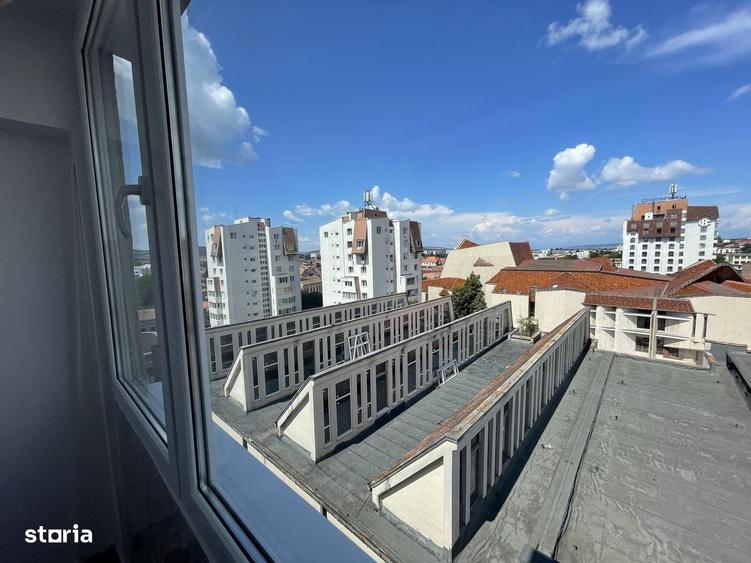 Apartament cu 4 camere în Central