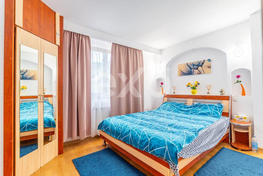Casă individuală cu 7 camere cu Canalizare în Valea Azugii