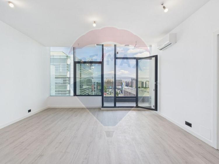 Apartament cu 2 camere decomandat în Pipera