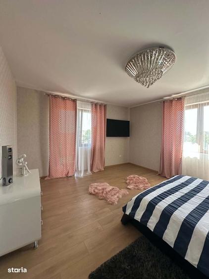 Casă cu 4 camere decomandat în Lucian Blaga