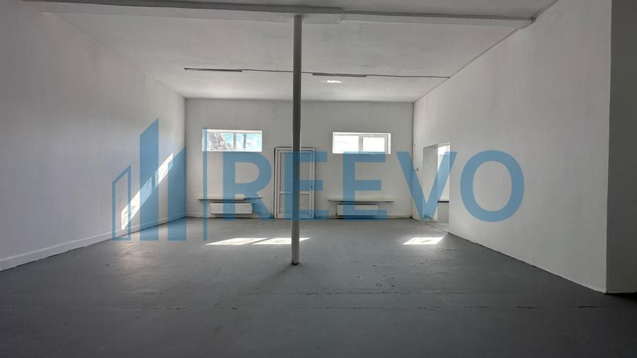 Spațiu industrial, de 228 mp, în Sud-Vest