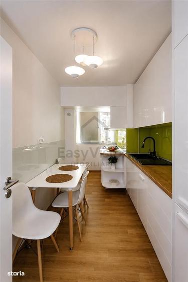 Apartament cu 3 camere decomandat în Victoriei