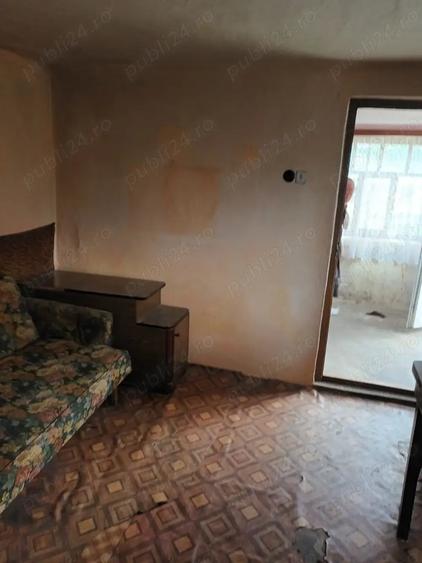 Casă cu 3 camere cu Teren 6000 Mp în Bretea Mureșană