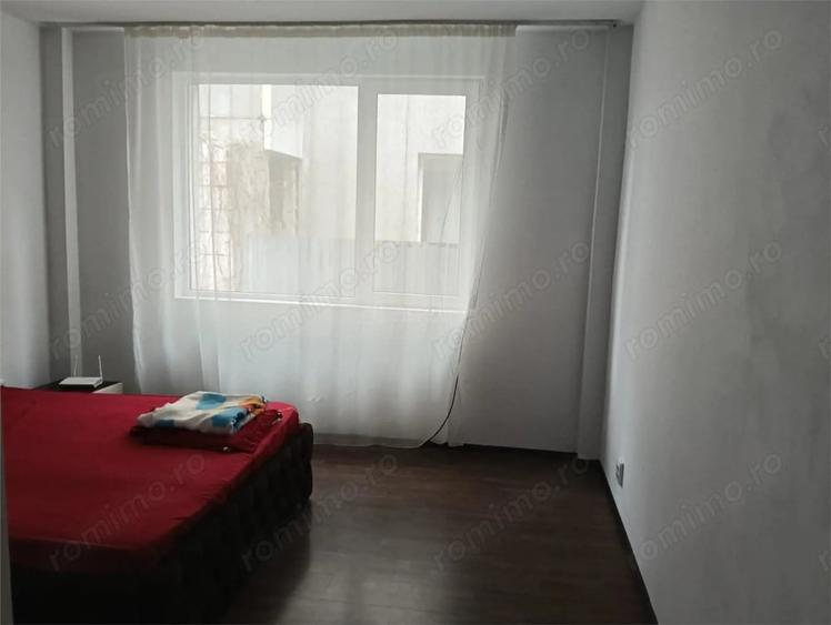 Casă cu 4 camere cu Teren 400 Mp în Central