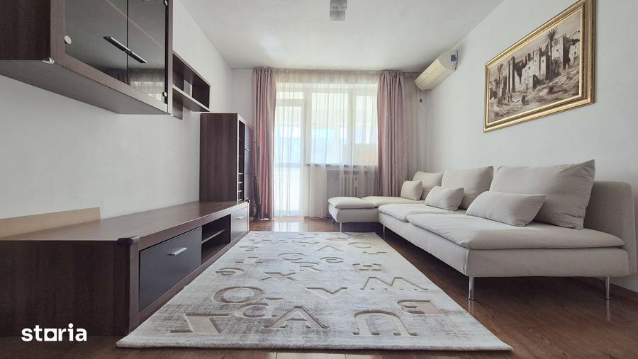 Apartament cu 3 camere decomandat în Tineretului