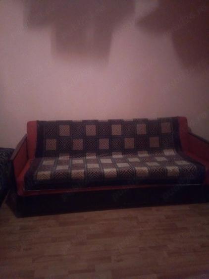 Apartament cu 3 camere decomandat în Vest