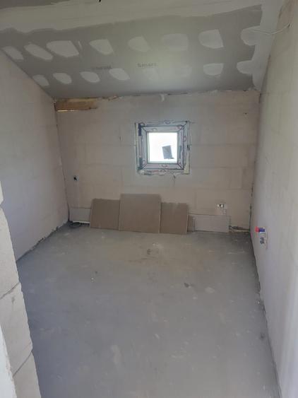 Casă individuală cu 5 camere cu Teren 200 Mp în Lumina
