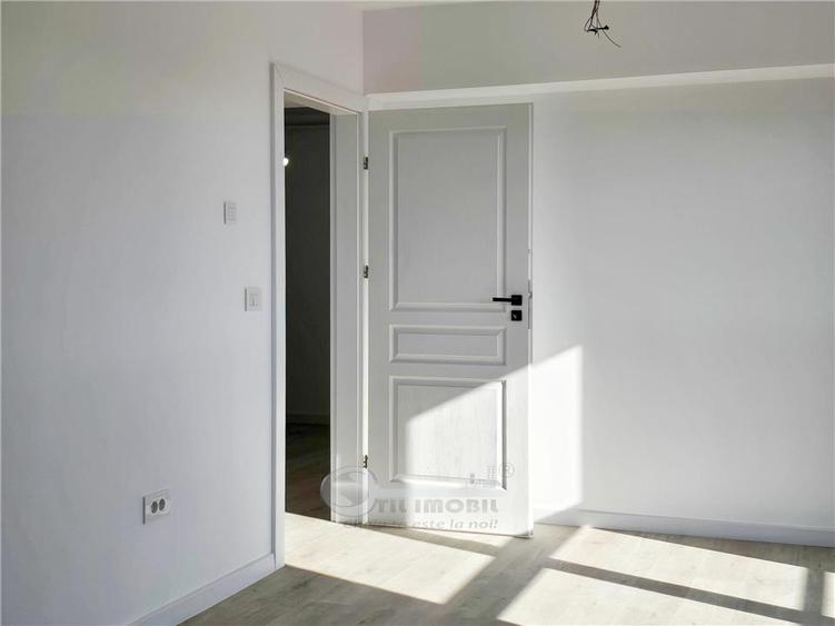 Apartament cu 2 camere decomandat în Galata