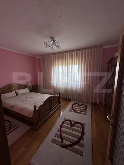 Casă individuală cu 11 camere cu Canalizare în Exterior Nord