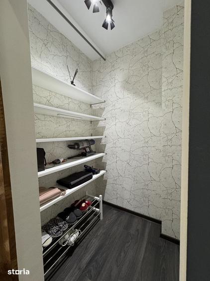 Apartament cu 2 camere, mobilat în Florilor