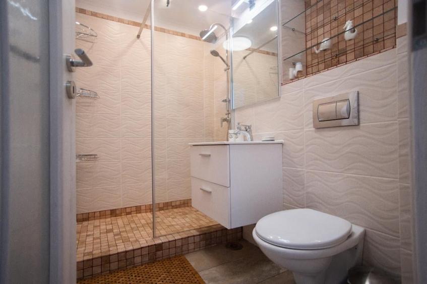 Apartament cu 2 camere decomandat, mobilat în Circumvalațiunii