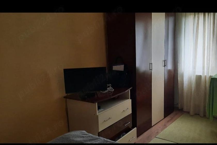 Apartament cu 2 camere semidecomandat în Aradului