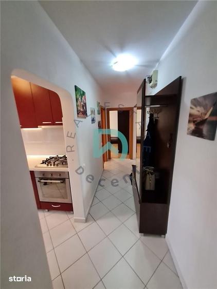 Apartament cu 2 camere decomandat în Triaj