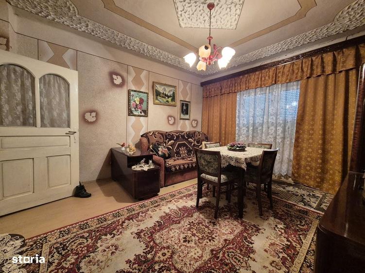 Casă cu 3 camere în Covăsinț