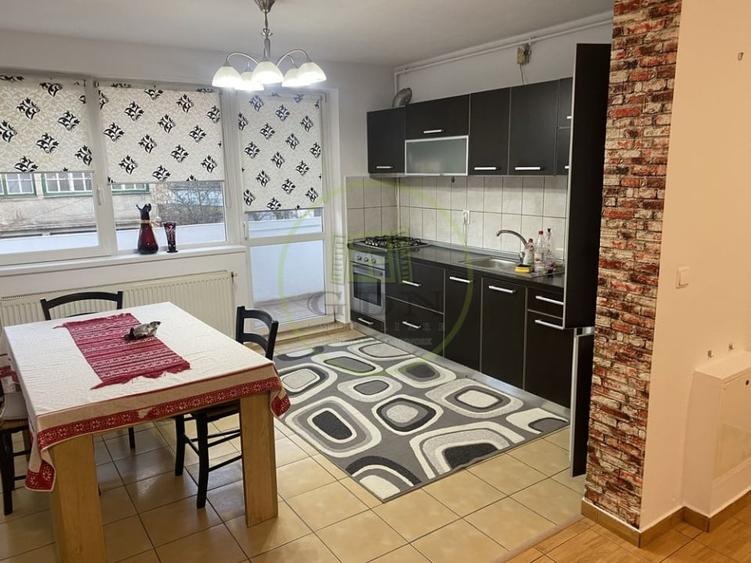 Apartament cu 2 camere semidecomandat, mobilat în Tilișca