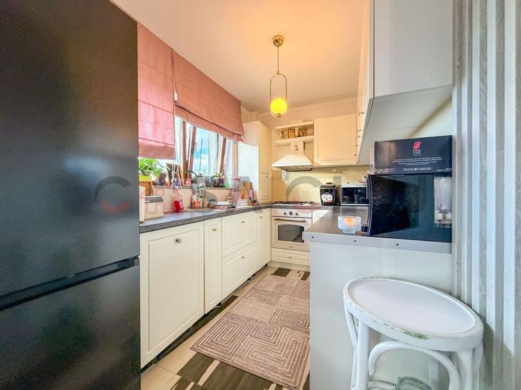 Apartament cu 4 camere decomandat, mobilat în Borhanci
