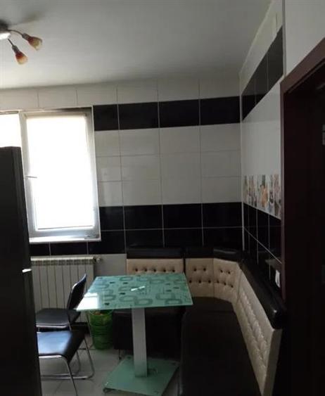 Apartament cu 2 camere semidecomandat în 1 Mai