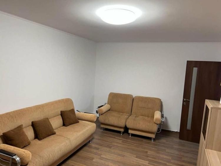 Apartament cu 3 camere în Gorjului