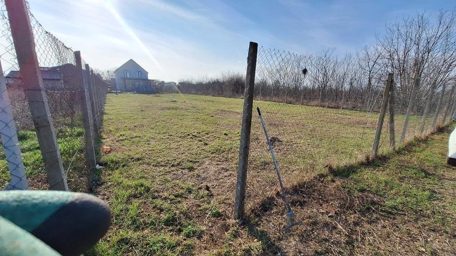 Teren Construcții intravilan de 750 mp, în Brănești