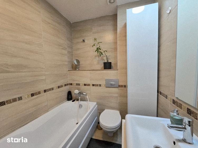 Apartament cu 3 camere semidecomandat în Ștefăneștii de Jos