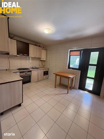 Casă cu 4 camere cu Teren 450 Mp în Ciurea