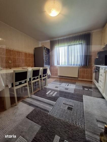 Casă cu 8 camere cu Teren 4600 Mp în Vlădeni