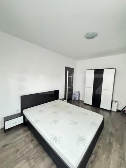 Apartament cu 2 camere semidecomandat, mobilat în Florești