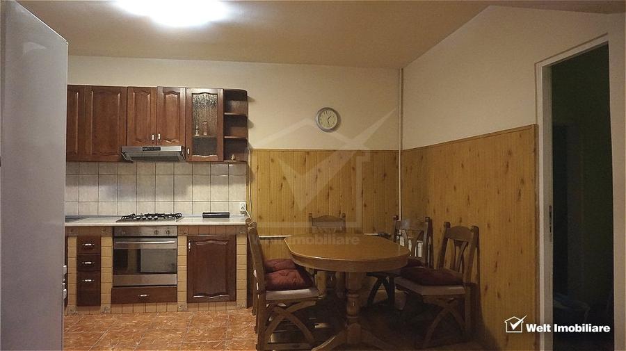 Casă individuală cu 7 camere cu Canalizare în Grigorescu