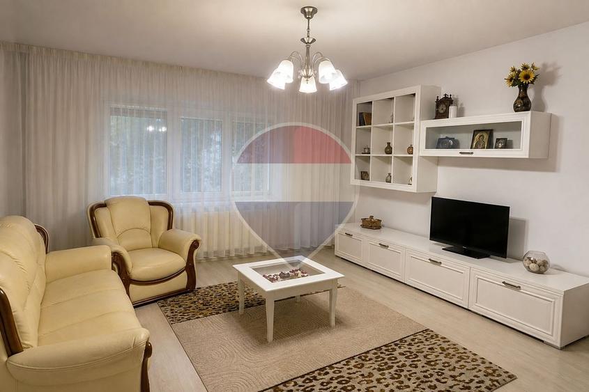 Apartament cu 3 camere decomandat, mobilat în Panduri