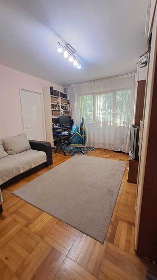 Apartament cu 2 camere semidecomandat în Dâmbu Pietros