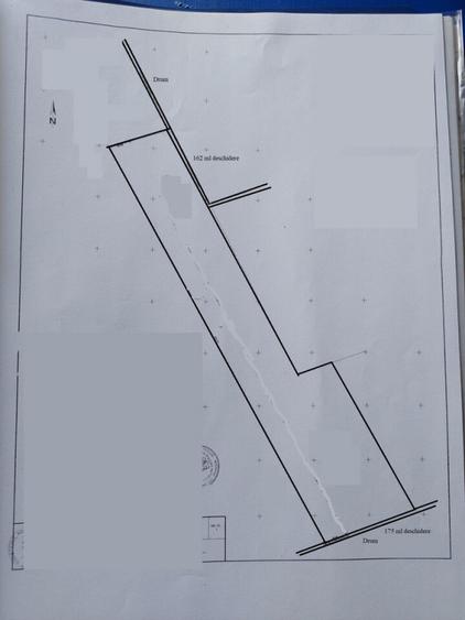 Teren de 114000 mp, în Ariceștii Rahtivani