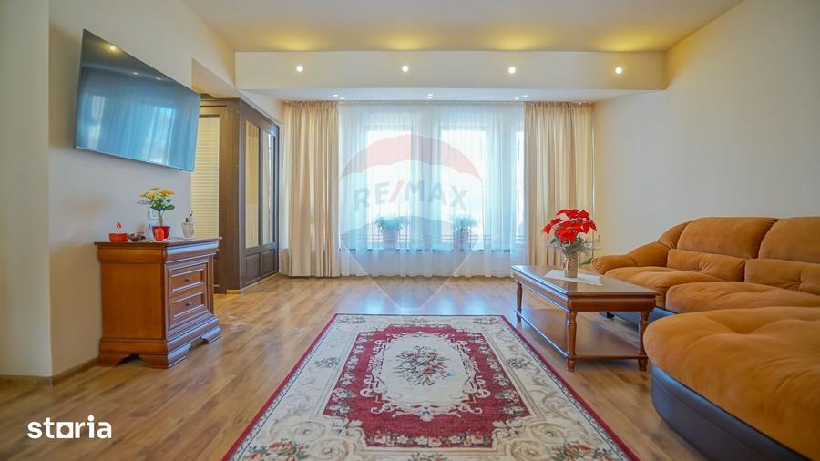 Casă cu 4 camere cu Teren 742 Mp în Dârste