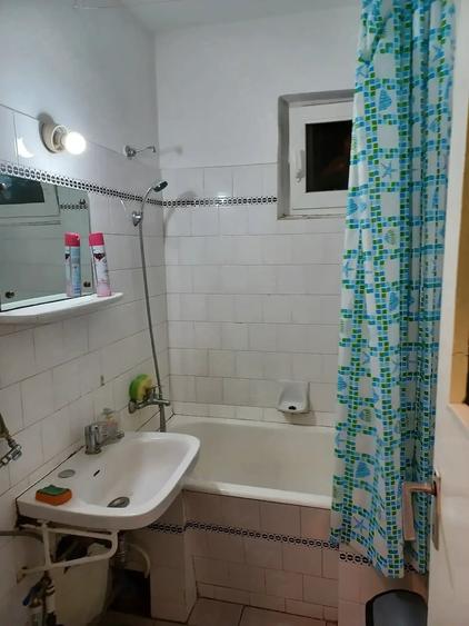 Apartament cu 2 camere semidecomandat în Vasile Aaron