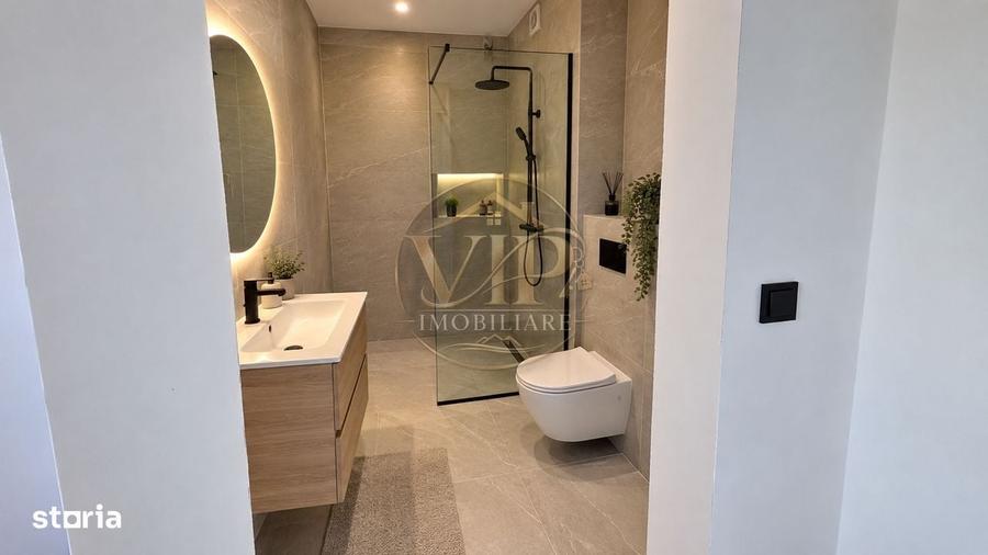 Apartament cu 3 camere decomandat în Micești