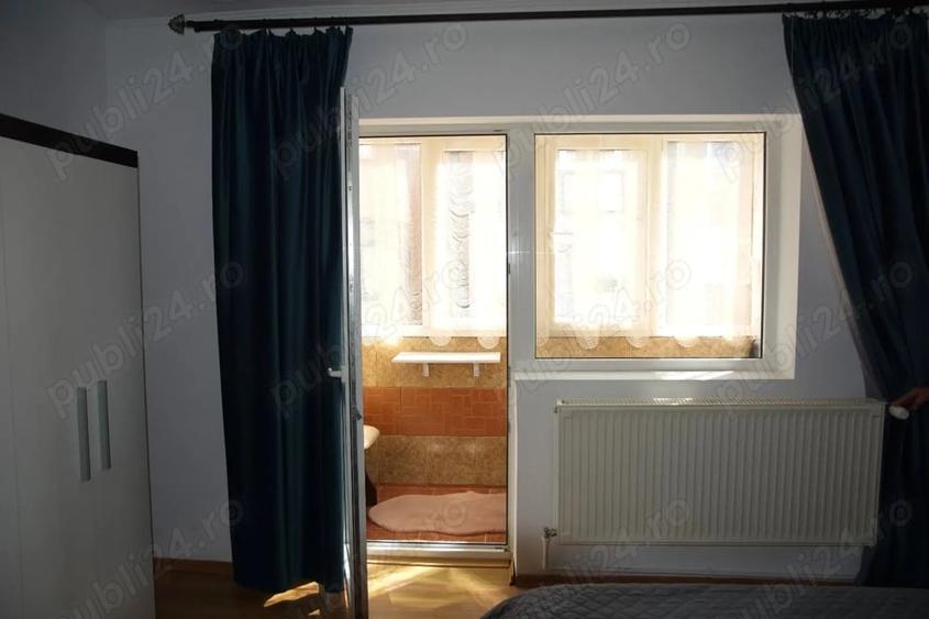 Inchiriez apartament cu 3 camere decomandate. - 2