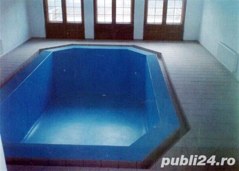 Casă cu 8 camere cu Teren 2500 Mp în Cornu