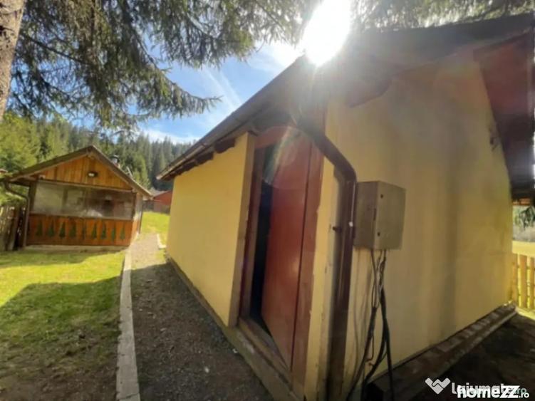 Casă cu 4 camere cu Teren 900 Mp în Comandău