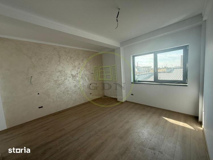 Casă cu 4 camere cu Teren 380 Mp în Pielești