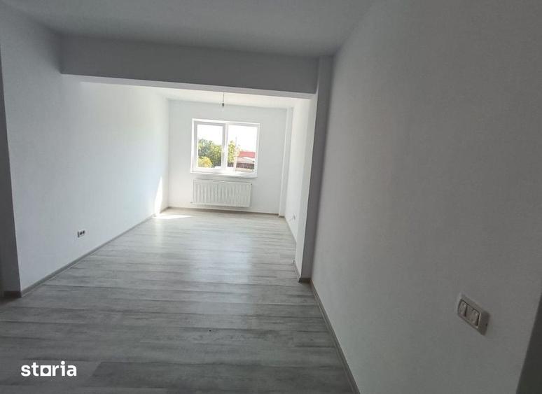 Apartament cu 3 camere în Valea Lupului