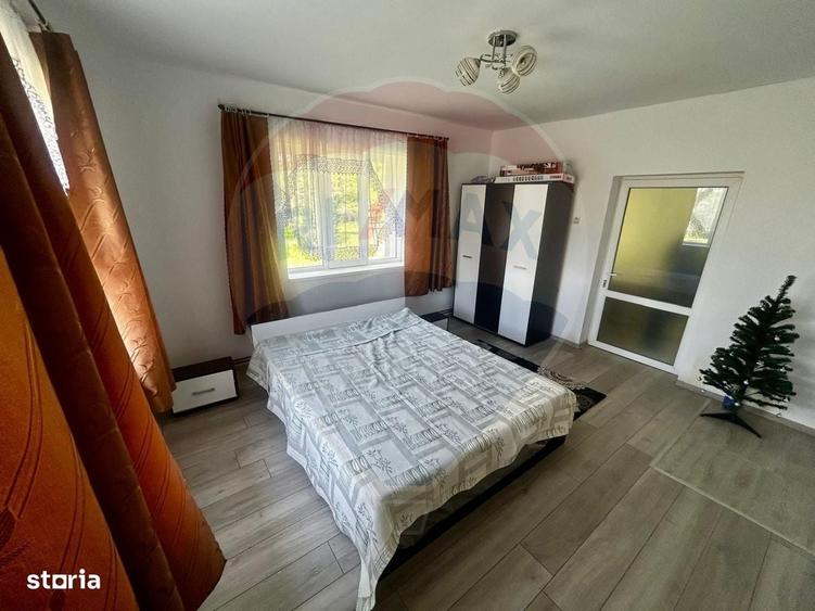 Casă cu 3 camere în Pomi