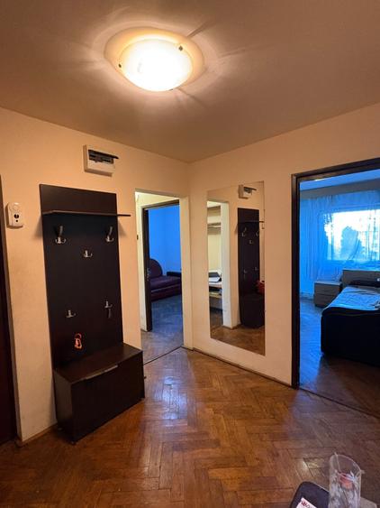 Apartament cu 4 camere decomandat, mobilat în Mănăștur