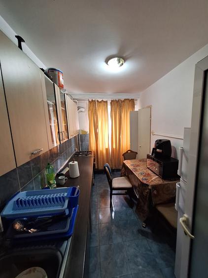 Apartament cu 2 camere decomandat în Piața Centrală